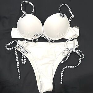Swim bikini set with wire